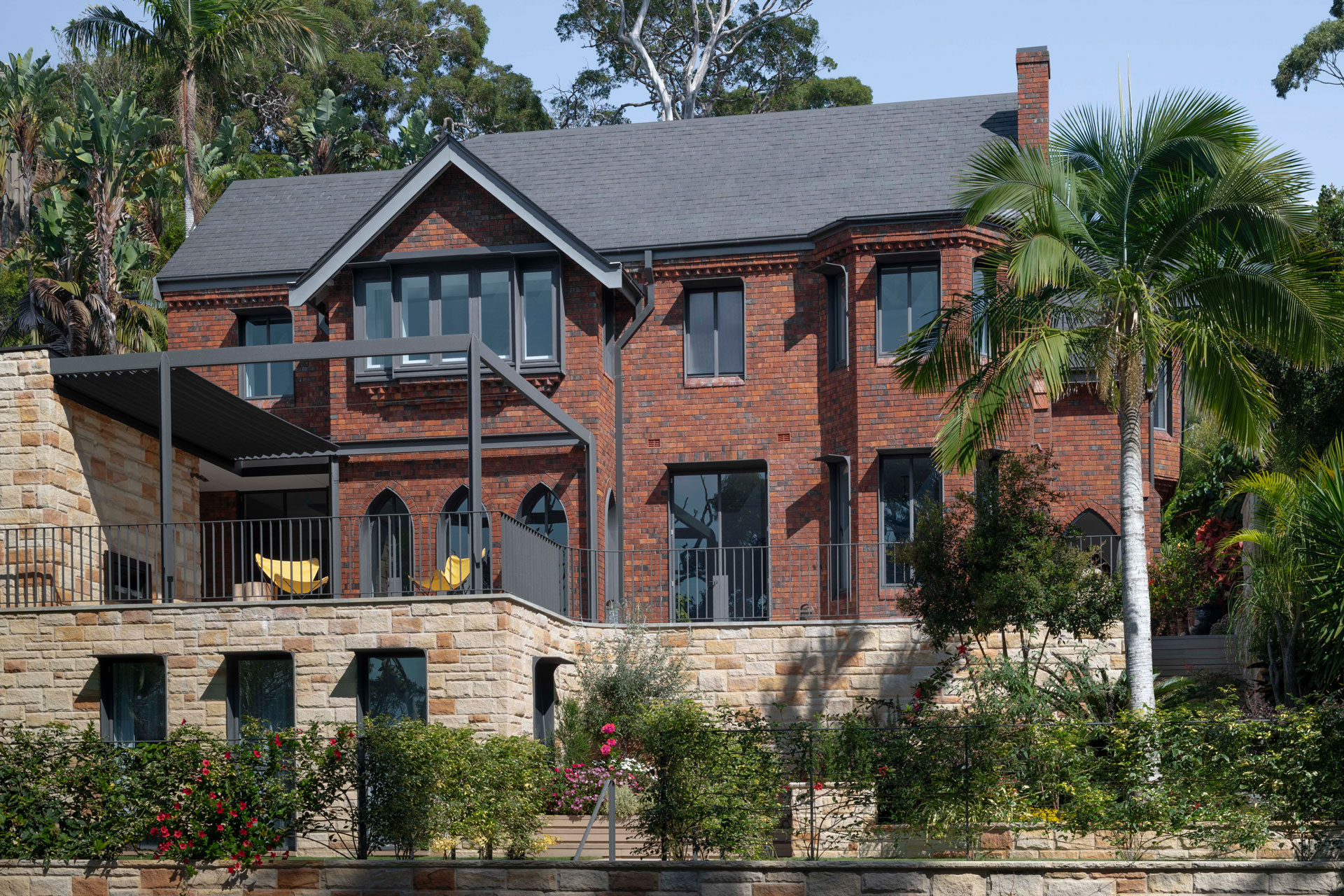 C4 House Vaucluse eastern facade - reimagining a Tudor Revival home